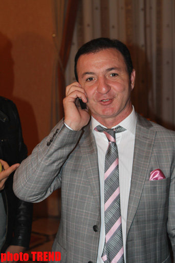 Emil Bədəlov ilin toyunu çaldırdı (FOTO)
